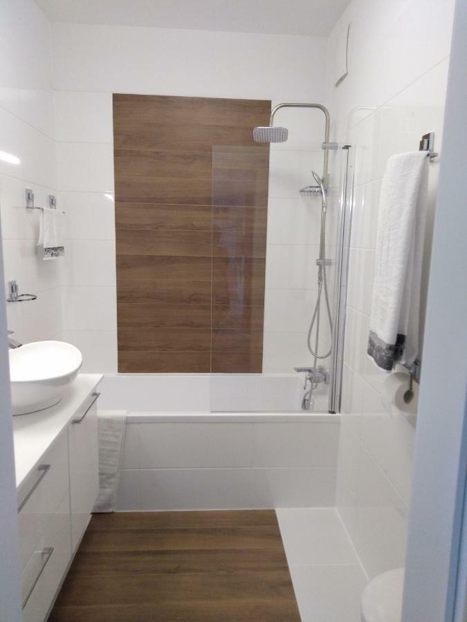 Apartament Manhattan Os.Jarzebinowe Szczecin Exterior photo